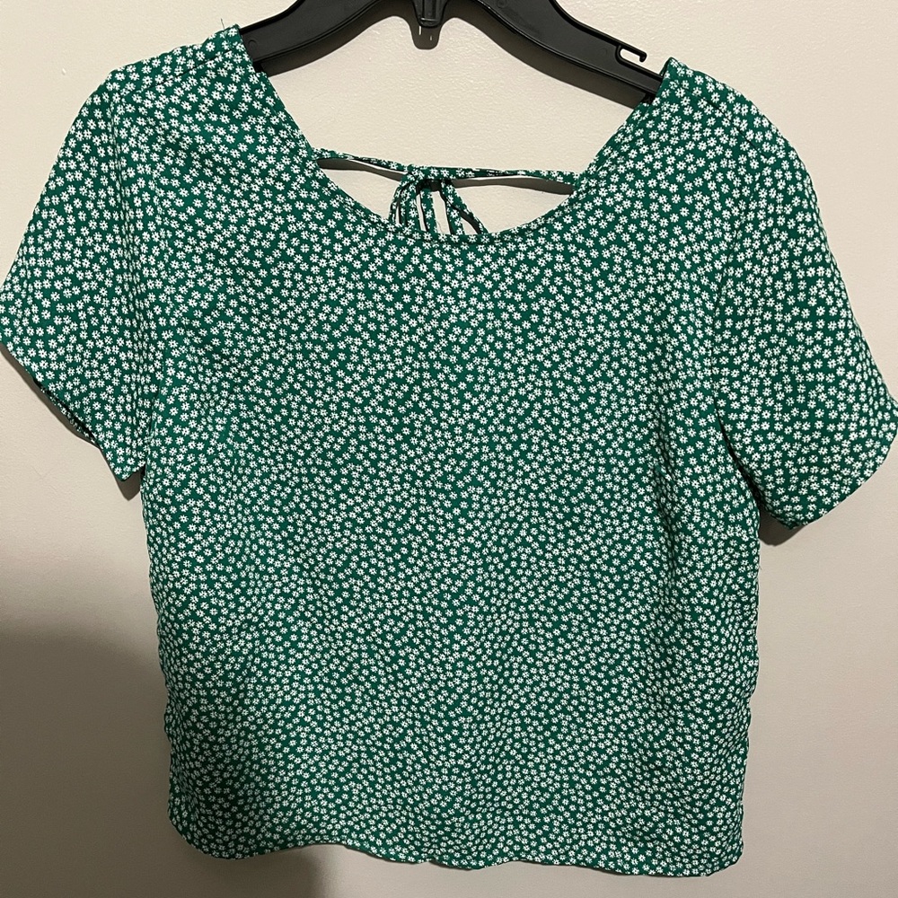Abercrombie & Fitch Green Floral Top